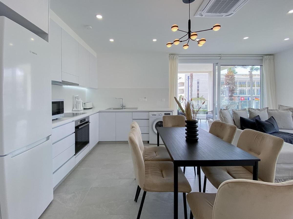 Апартаменти Phaedrus Living: Seaview Luxury Flat Limnaria 134 Пафос Екстер'єр фото